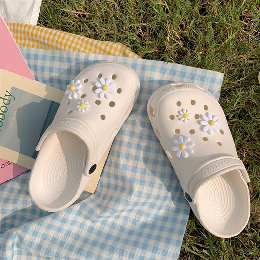 Nurse Hole Shoes Tide Baotou Summer Non-slip Small Flowers Flat Outdoor Beach Couple Slippers