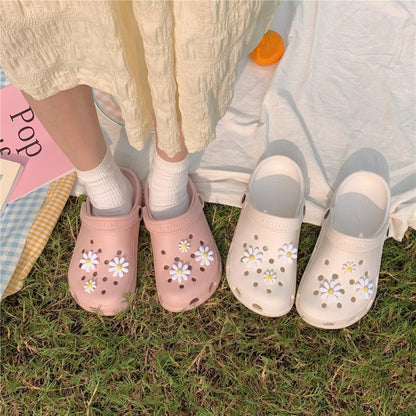 Nurse Hole Shoes Tide Baotou Summer Non-slip Small Flowers Flat Outdoor Beach Couple Slippers